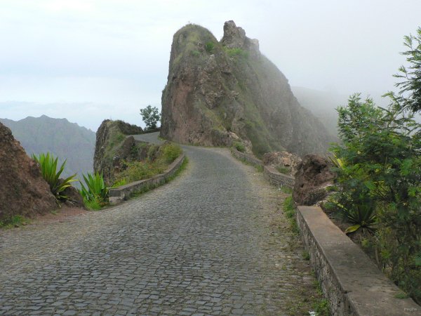 60- La route en haut du col 